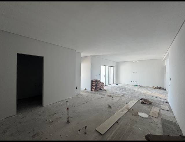 4 BEDROOM HOUSE FOR SALE IN SANDOWN